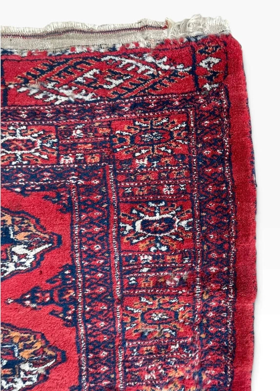 Vintage Hand Knotted Turkmen Bokhara Wool Rug 200 x 140 cm — photograph 7