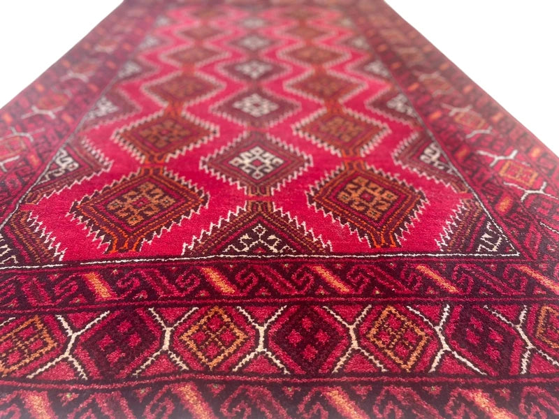 Beautiful handmade tribal wool rug, approx 178 x 100 cm — photograph 3