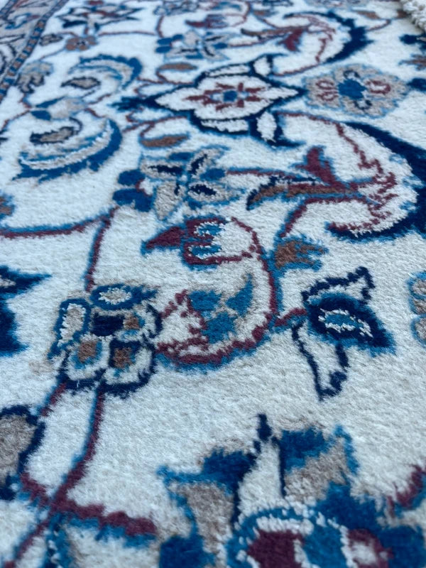 Small Hand Knotted Persian Nain/Isfahan-type Rug 142x91cm Blue Cream Wool Carpet — photograph 11