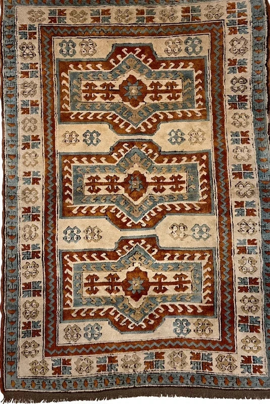 Hand-kontted Wool Kazak / Caucasian Style Rug – Rust & Blue – 202 × 138 cm — photograph 3