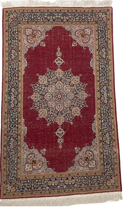 Hand-Knotted Vintage Persian Style Rug 157 x 91 cm | Red Medallion | Wool on Cotton — photograph 6