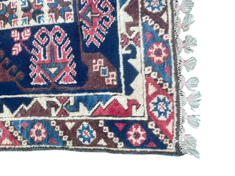 Vintage Hand Knotted Tribal Rug 246 x 141 cm Wool — photograph 17