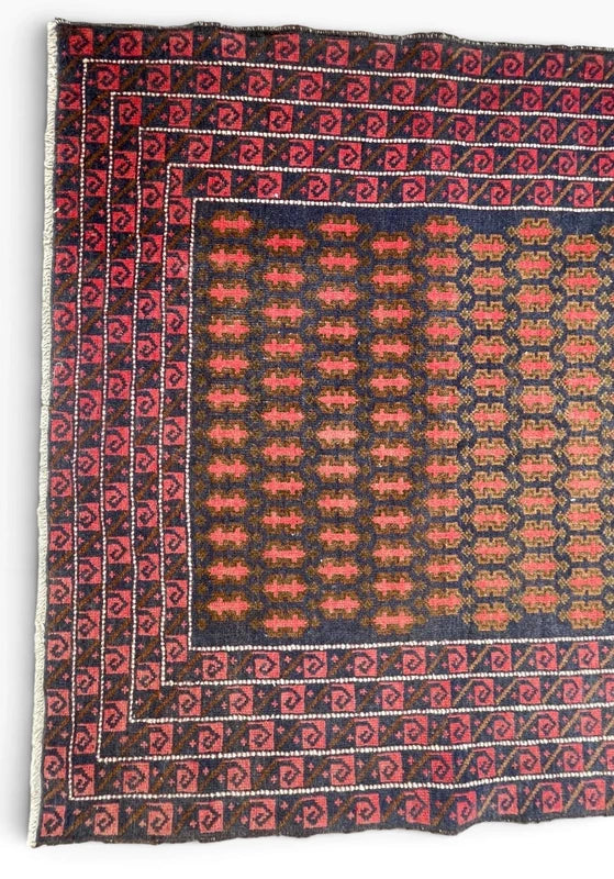 Vintage Afghan Baluch Hand Knotted Wool Rug 194x104cm Tribal Persian Style — photograph 12