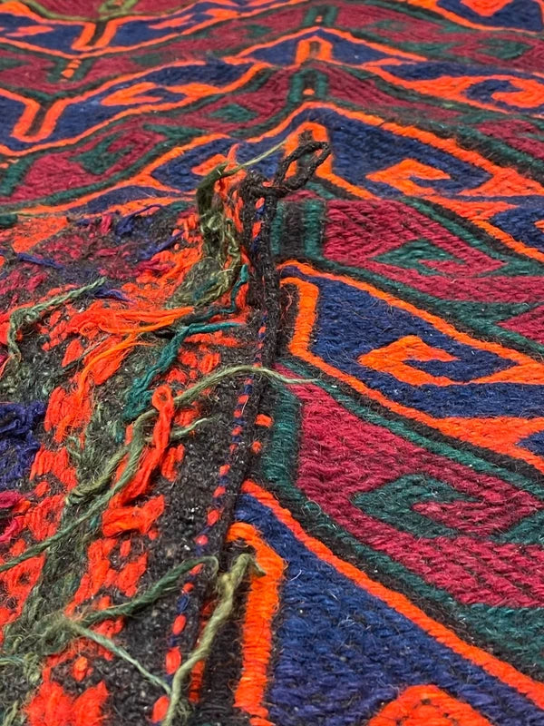 Handwoven kilim / soumak style rug – bold chevron – 155 × 133 cm – orange/blue/green — photograph 8