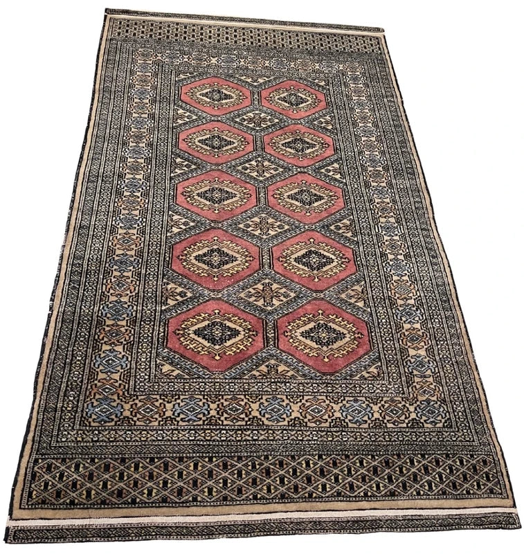 Bokhara Style Rug 154x93cm – Red Gul Pattern – Fringed — photograph 1