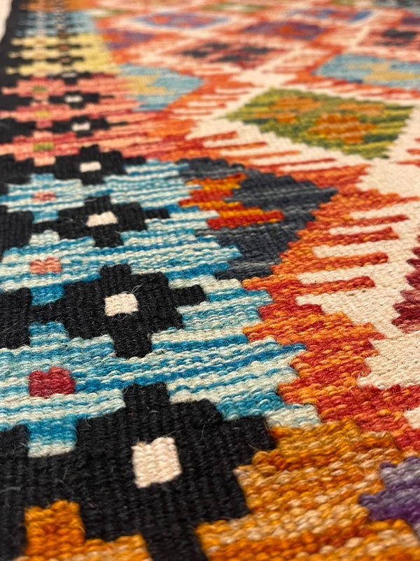 Vintage-Style Wool Kilim 146x67cm | Caucasian | Kazak Inspired | Tribal / Boho Rug — photograph 13