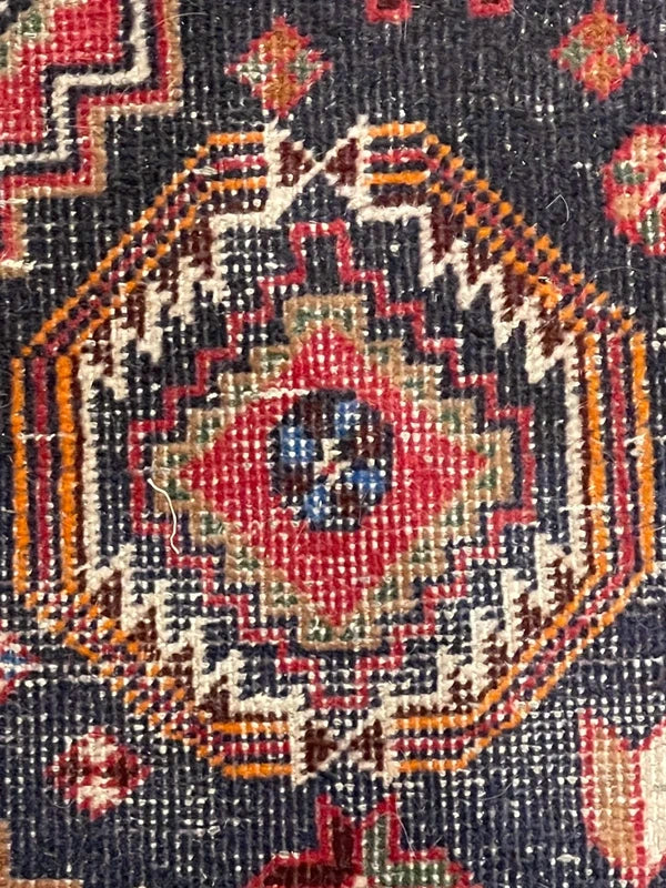 Vintage Persian Hand-Knotted Wool Rug 193x109cm – Navy & Red Tribal — photograph 13
