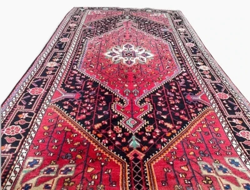 Vintage Hand-Knotted Persian Wool Rug – Large Red Medallion Carpet 148 x 247 cm — photograph 3